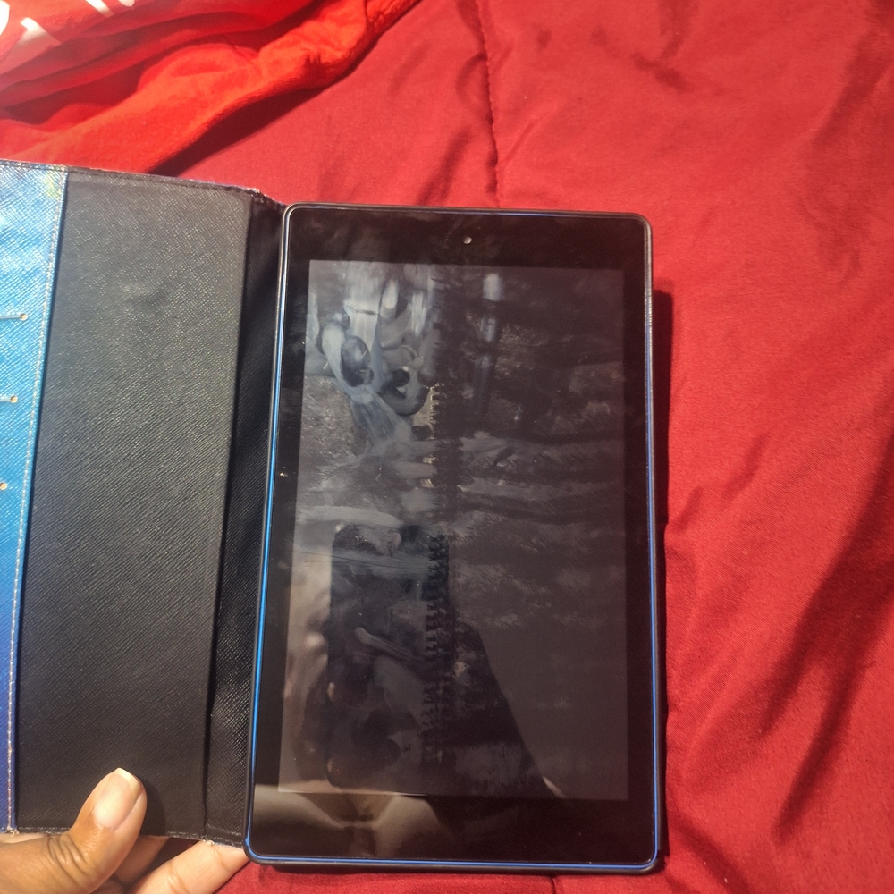 Kindle Tablet - Picture 2 of 3